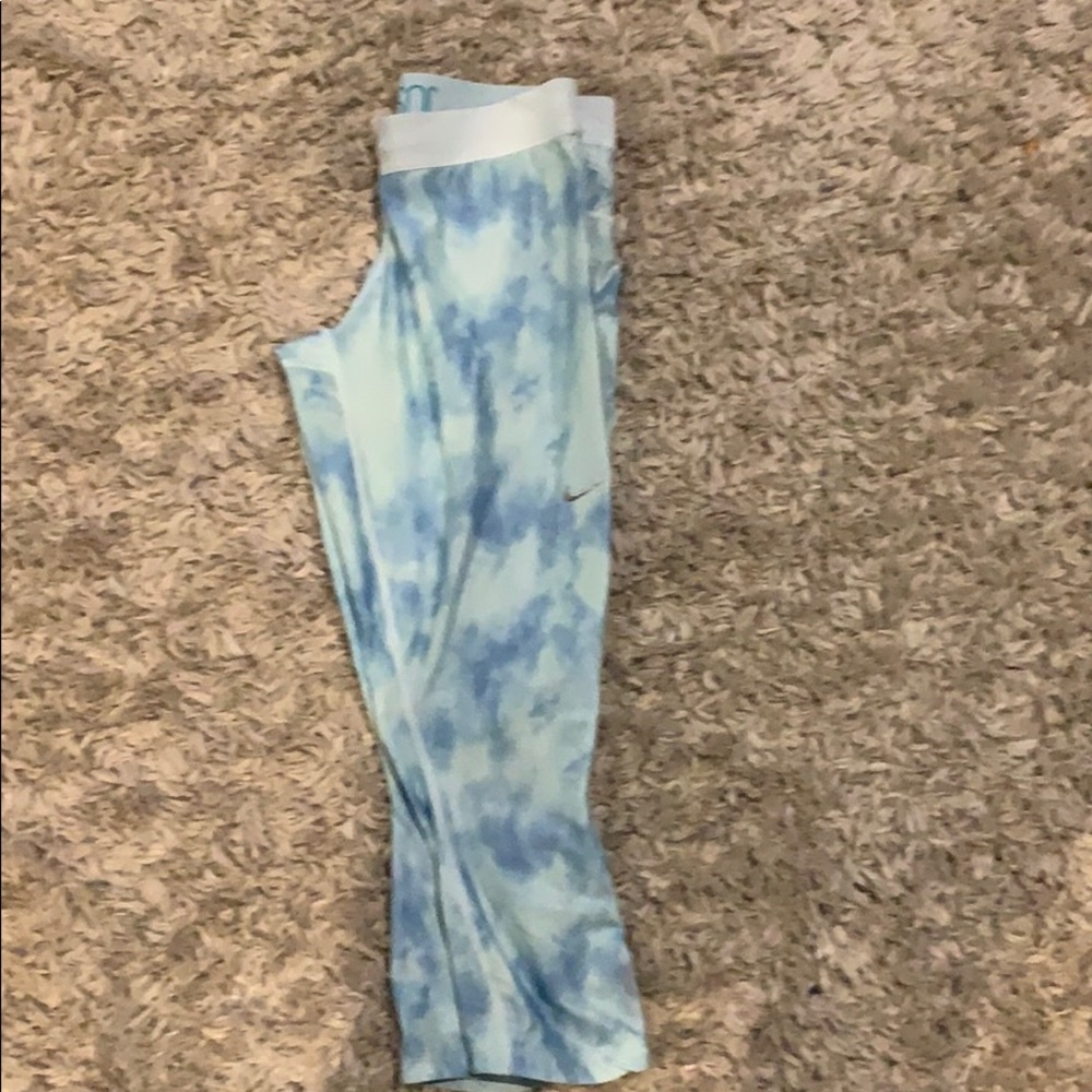 Nike running pants size large